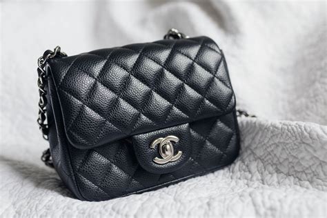 heyyyjune chanel square|chanel.